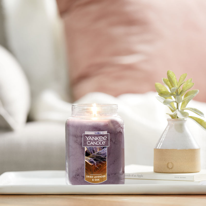 Yankee Candle Classic Large Jar Single Wick Candle, Dried Lavender & Oak, 22 Ounce