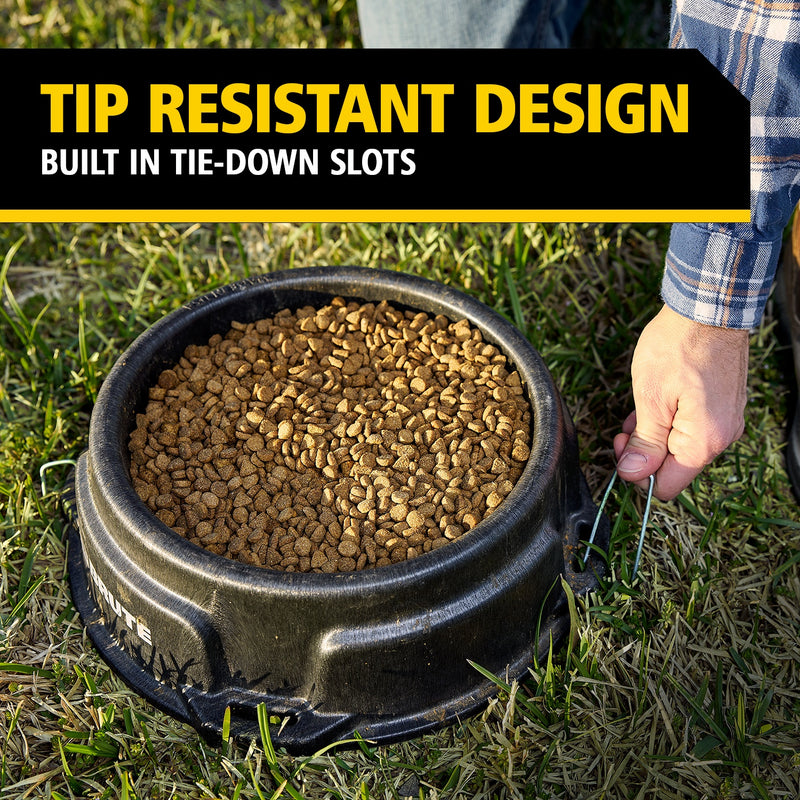 BRUTE Animal Pan Feeder, 1.25 Gallon, Pack of 3